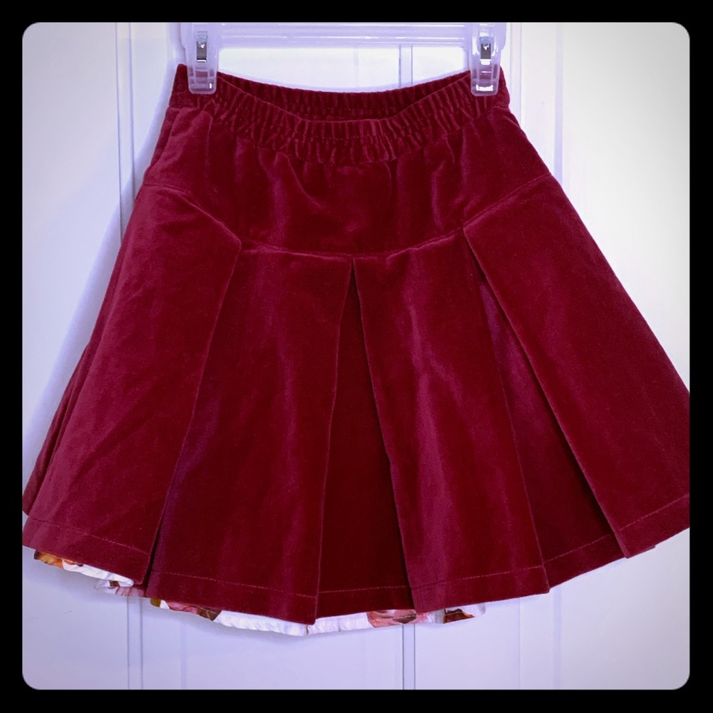 Jottum girls red velvet skirt size 6